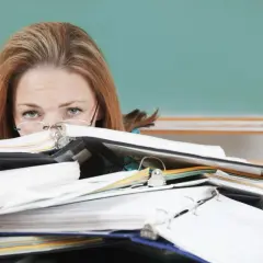 Czy nauczyciel w trakcie studiów podyplomowych może uczyć? Warunki i wymogi