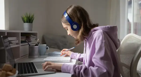 Od kiedy jest nauczanie zdalne w Polsce? Kluczowe daty i zmiany
