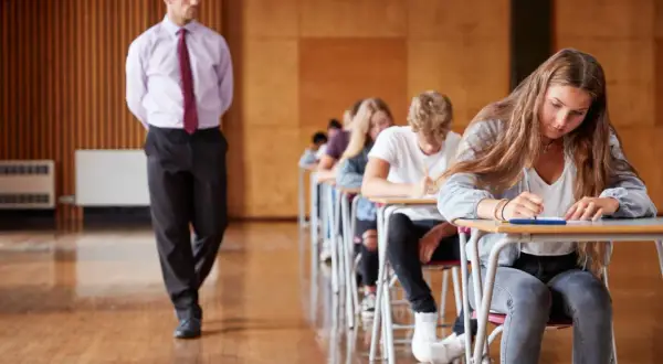 Czy można nie dopuścić ucznia do matury? Kluczowe informacje i zasady