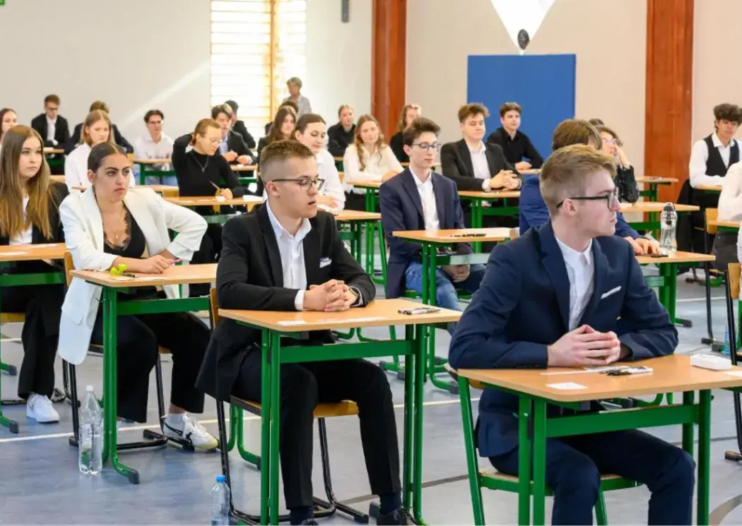Zdjęcie Jaka linijka na maturze? Sprawdź, co jest dozwolone i niezbędne